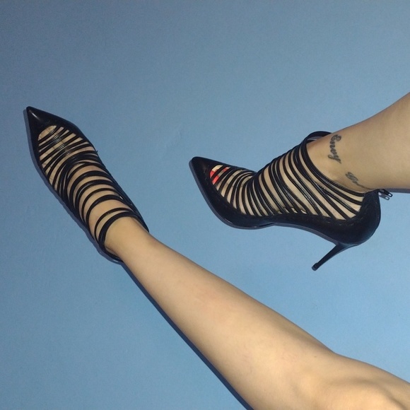 NEW Christian Louboutin Gortik Strappy Red Sole Bootie NEW - Picture 8 of 16